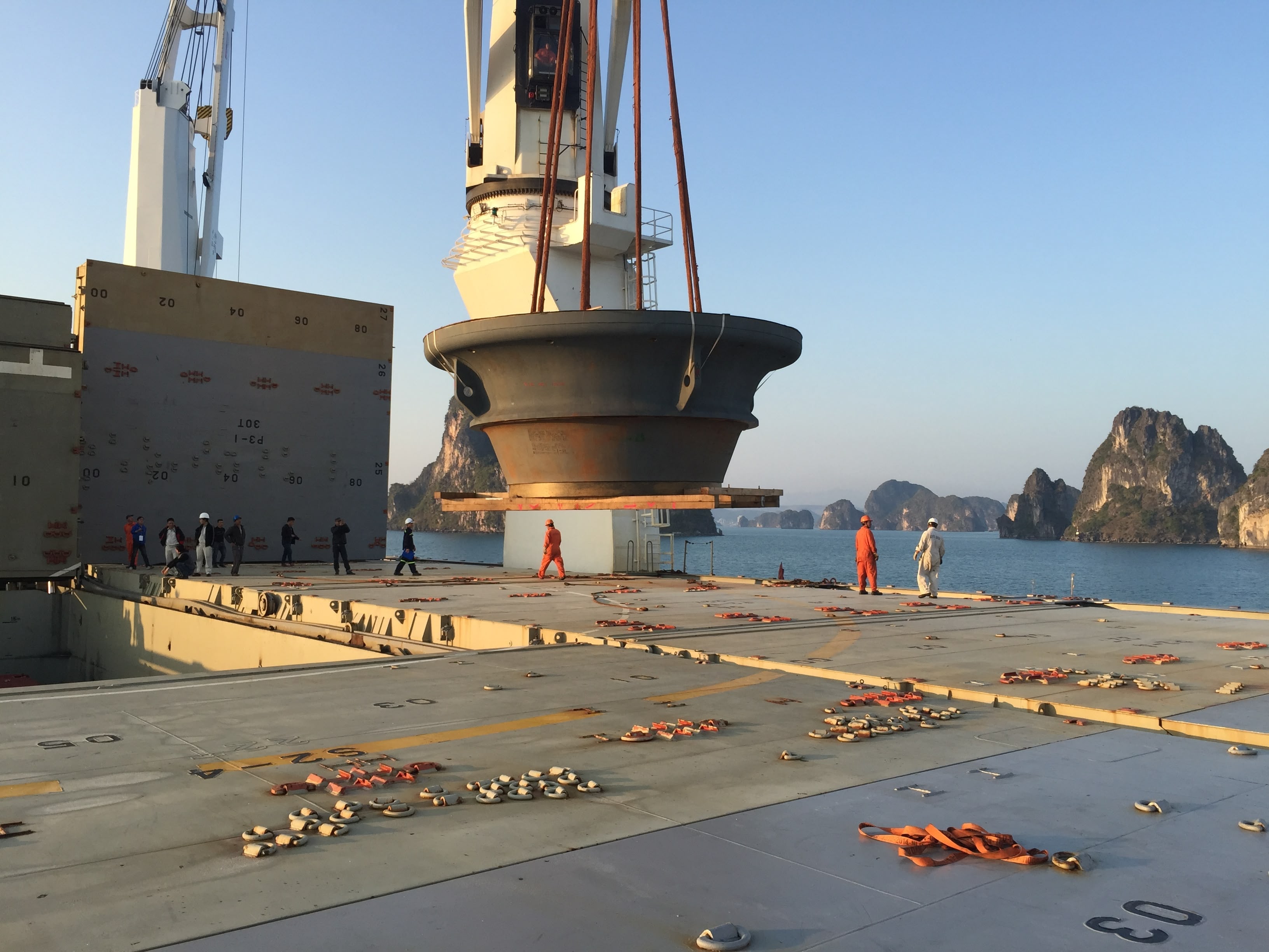 Bốc xếp và vận chuyển thiết bị phục vụ Công trình chuyển đổi công nghệ hệ thống nghiền xi măng đến đóng bao – Công ty CP Xi Măng Bỉm Sơn - 1